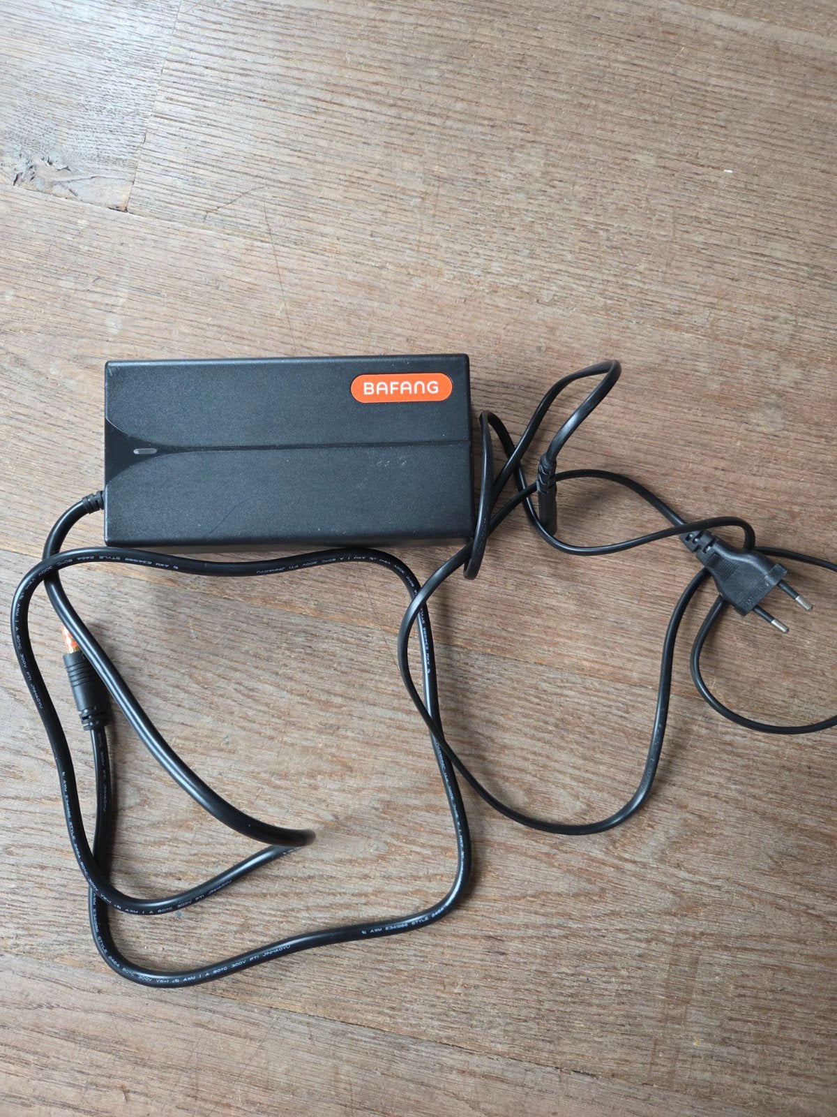 Bafang oplader voor Amslod (mogelijk defect), Ophalen of Verzenden, Gebruikt