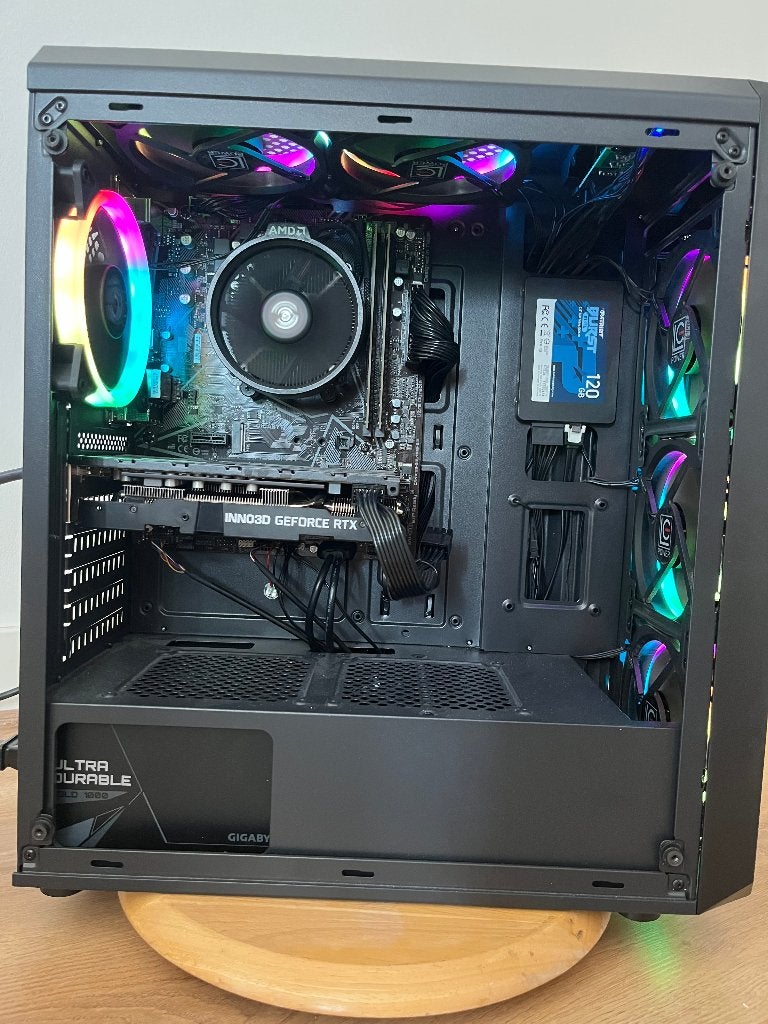 Garantie! ~ Game pc Ryzen 5, GTX 2060, 16GB RAM, SSD & HDD, Zelf gebouwde pc, Virtual Reality, Zo goed als nieuw, Fusionpcs