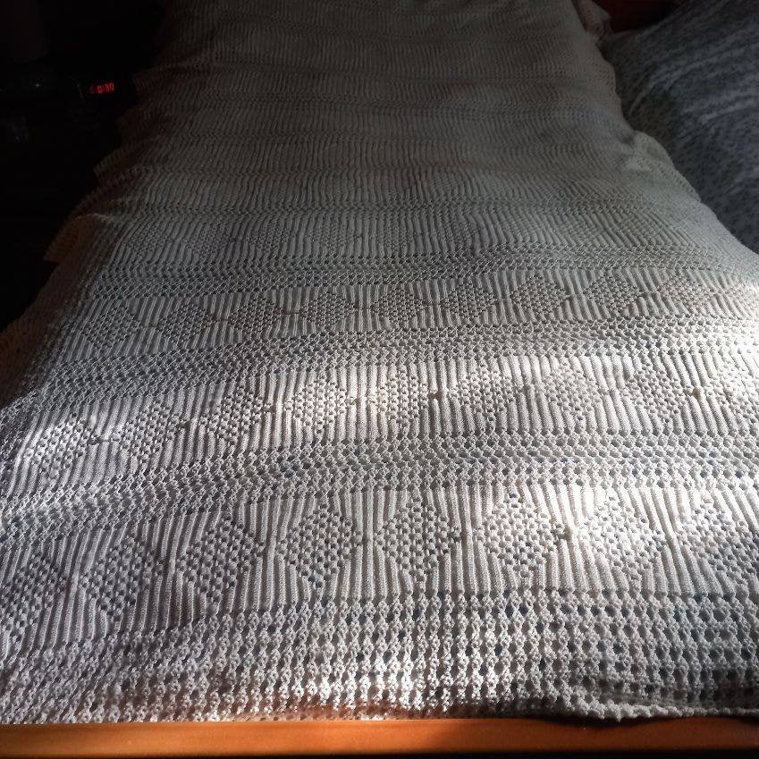 sprei, ercru,  gehaakt, Ophalen of Verzenden, Zo goed als nieuw, Tweepersoons, Dekbedovertrek