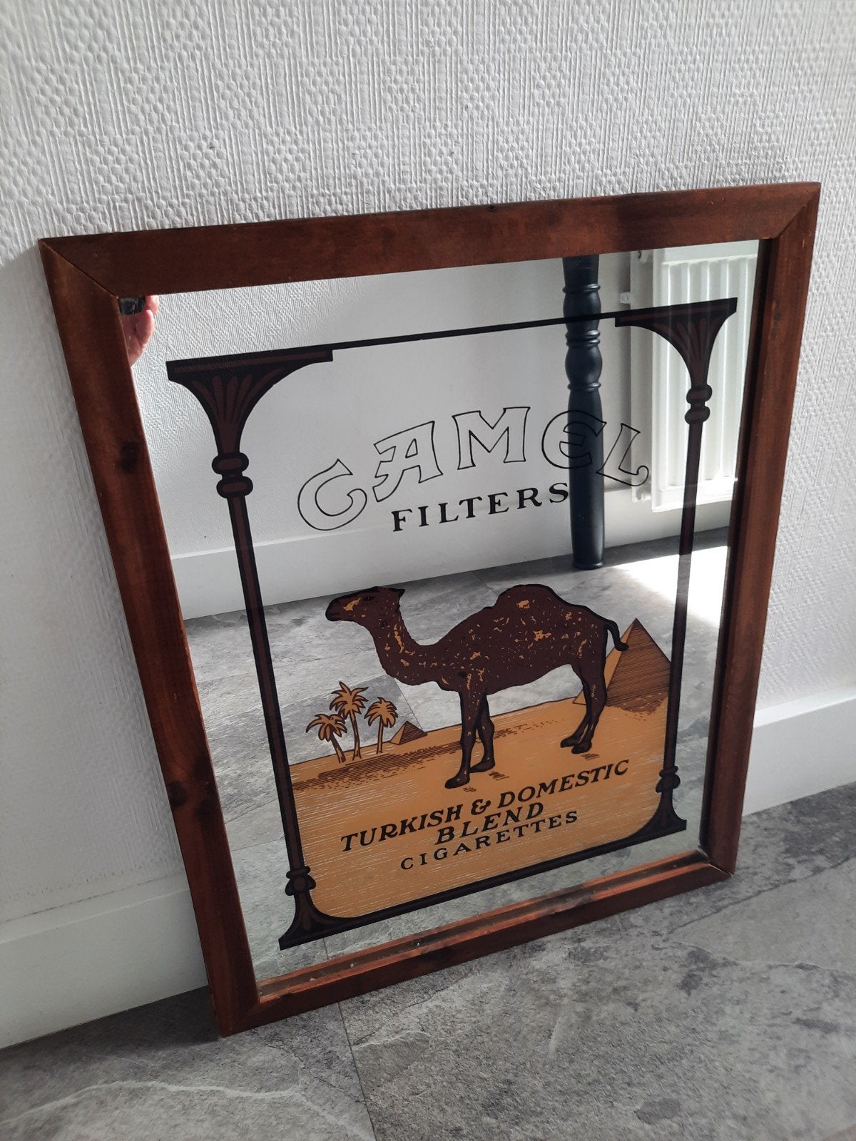 Vintage Camel Filters reclamespiegel met houten rand, Ophalen, Rechthoekig, Minder dan 50 cm
