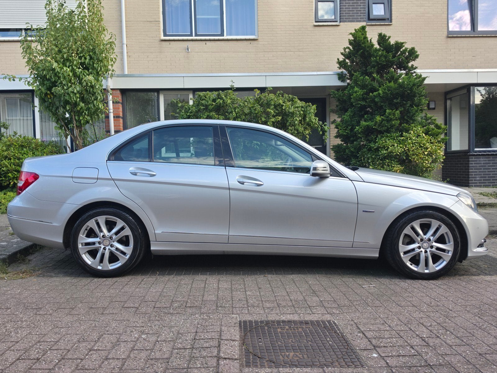 ✅️Mercedes C-Klasse C180 | Facelift! | 1ste Eigenaar! Nieuw!, Auto's, 1800 kg, 75 €/maand, Handgeschakeld, Particulier