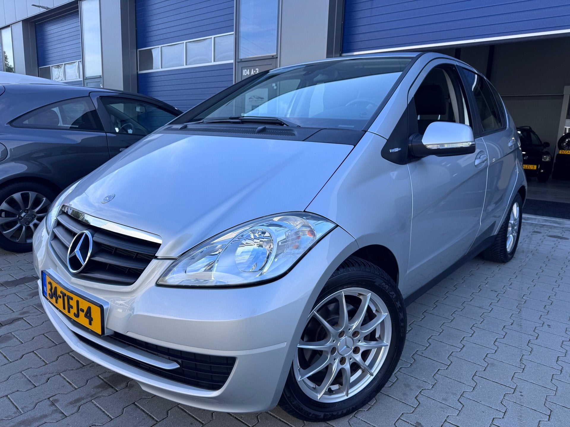 Mercedes-Benz A-klasse 160 BlueEFFICIENCY Business Class|Air, Auto's, Voorwielaandrijving, Euro 5, Stof, Zwart