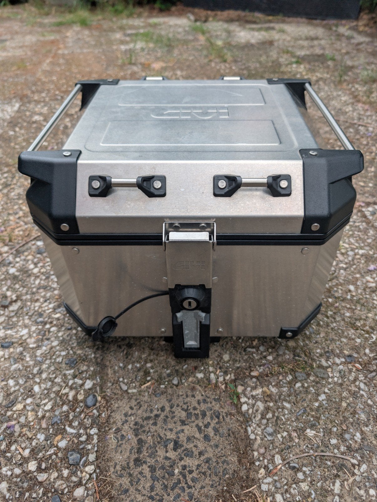 42L Givi Trekker Outback topkoffer, Motoren, Accessoires | Koffers en Tassen, Ophalen of Verzenden, Gebruikt