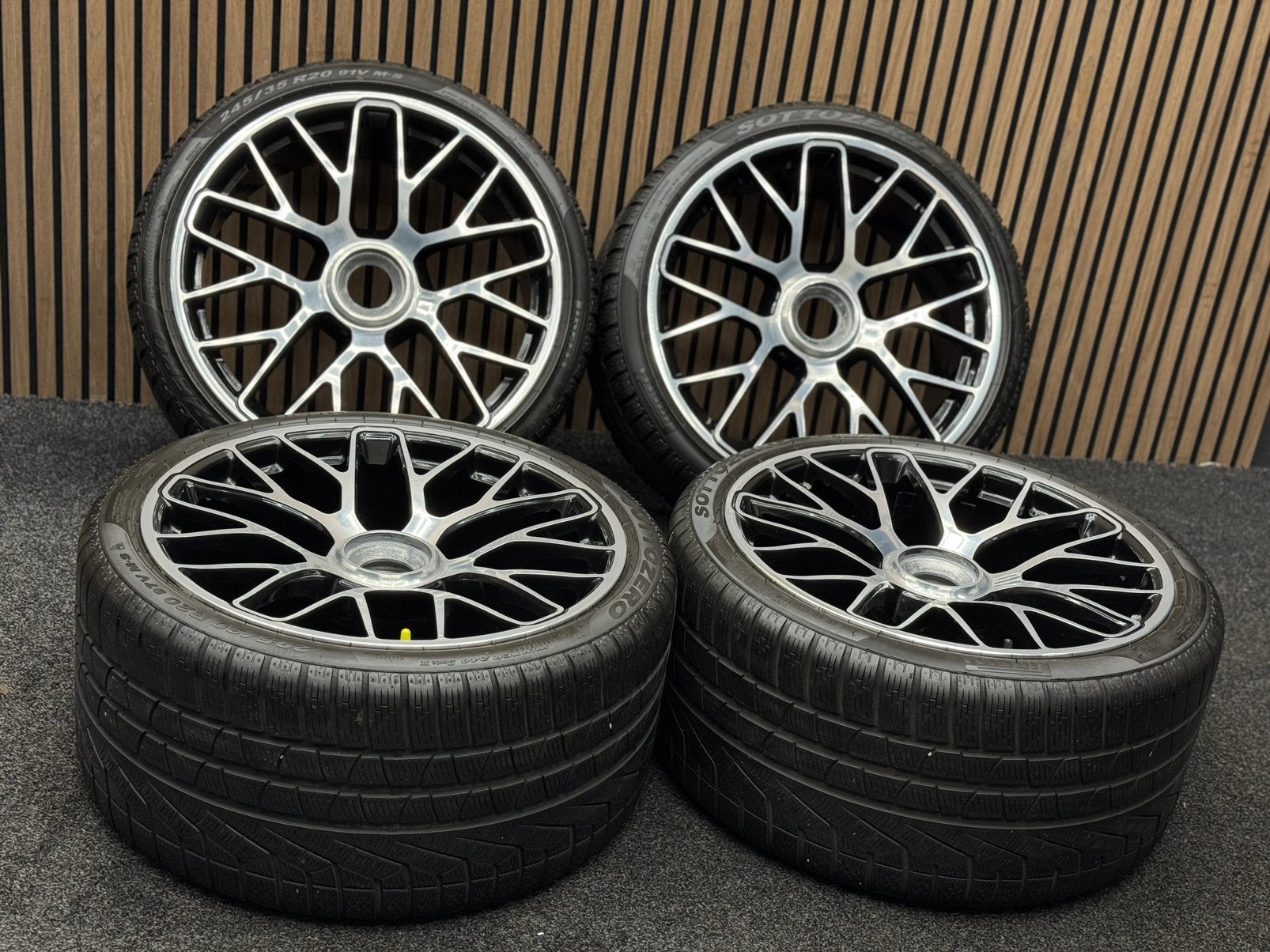 WINTER! Originele 20 inch Porsche 911 991 Turbo S Pirelli NO, Ophalen, 245 mm, ., Banden en Velgen