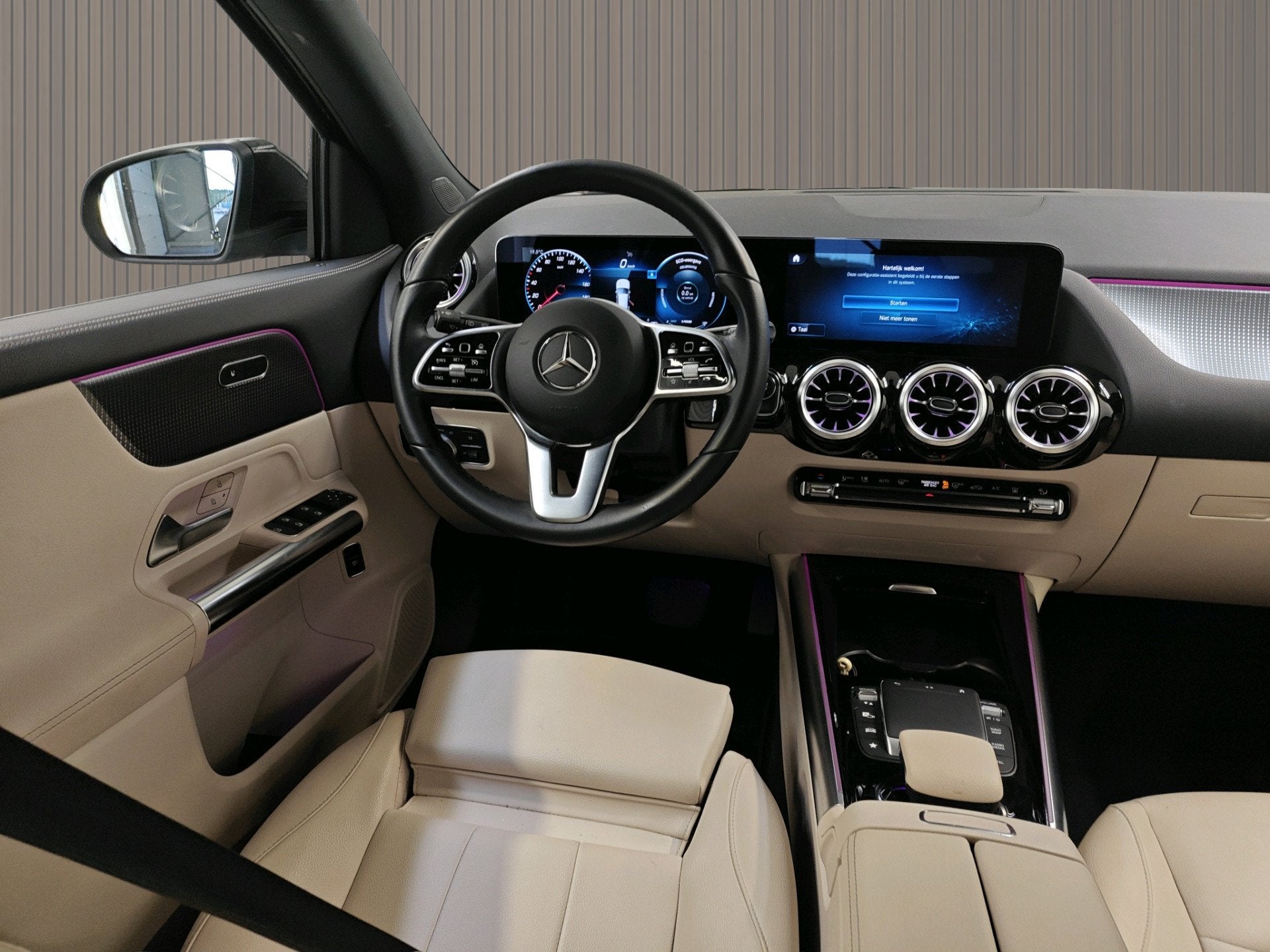 Mercedes-Benz EQA 250 Business Solution Luxury 67 kWh 1e-Eig, Gebruikt, 190 pk, 90 €/maand, 363 min