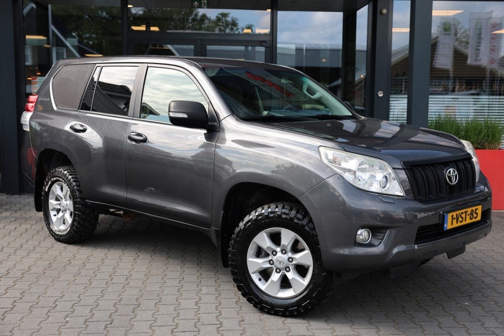 Toyota LANDCRUISER 150 3.0D-4D 5DRS LX A/T VAN, Automaat, 4 cilinders, Bedrijf, Diesel