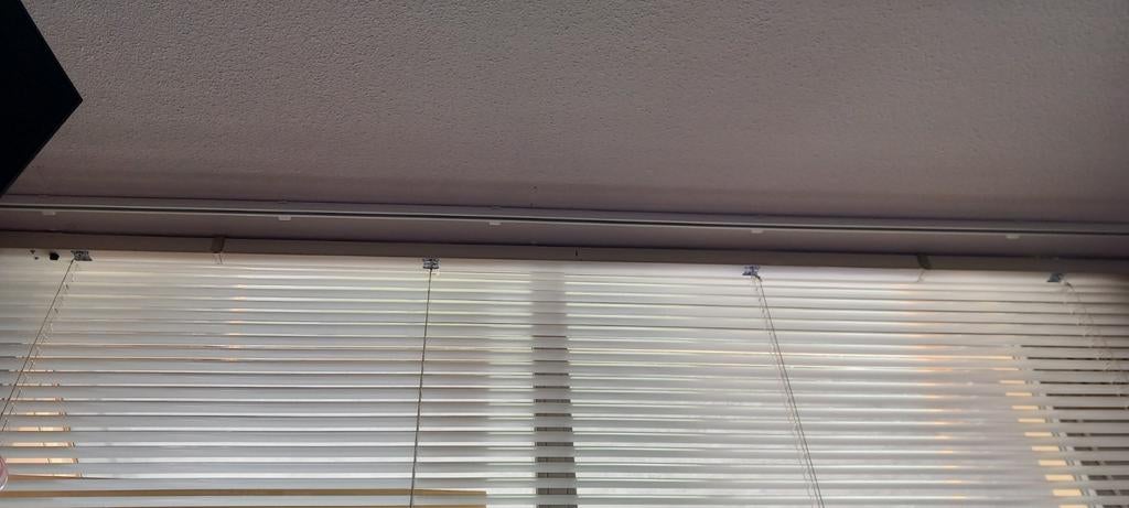 Elektrische Luxaflex - 2 stuks, diverse maten, Huis en Inrichting, Stoffering | Gordijnen en Lamellen, Ophalen, Gebruikt, 200 cm of meer