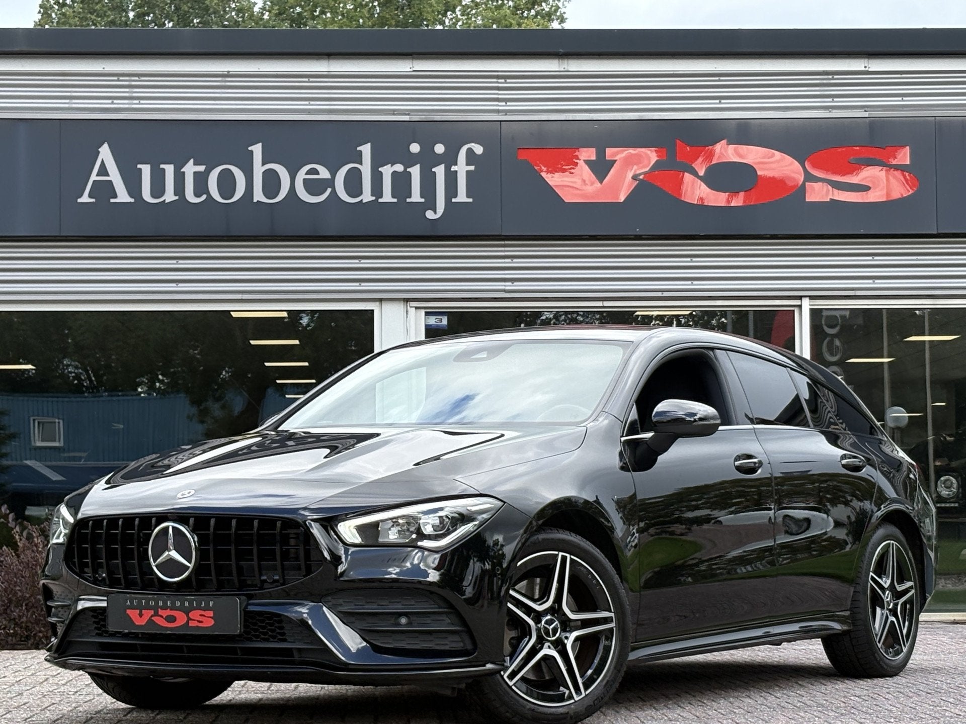 Mercedes-Benz CLA-Klasse Shooting Brake 250 e AMG-Line | Sfe, Gebruikt, 4 cilinders, Met garantie (alle), 1650 kg