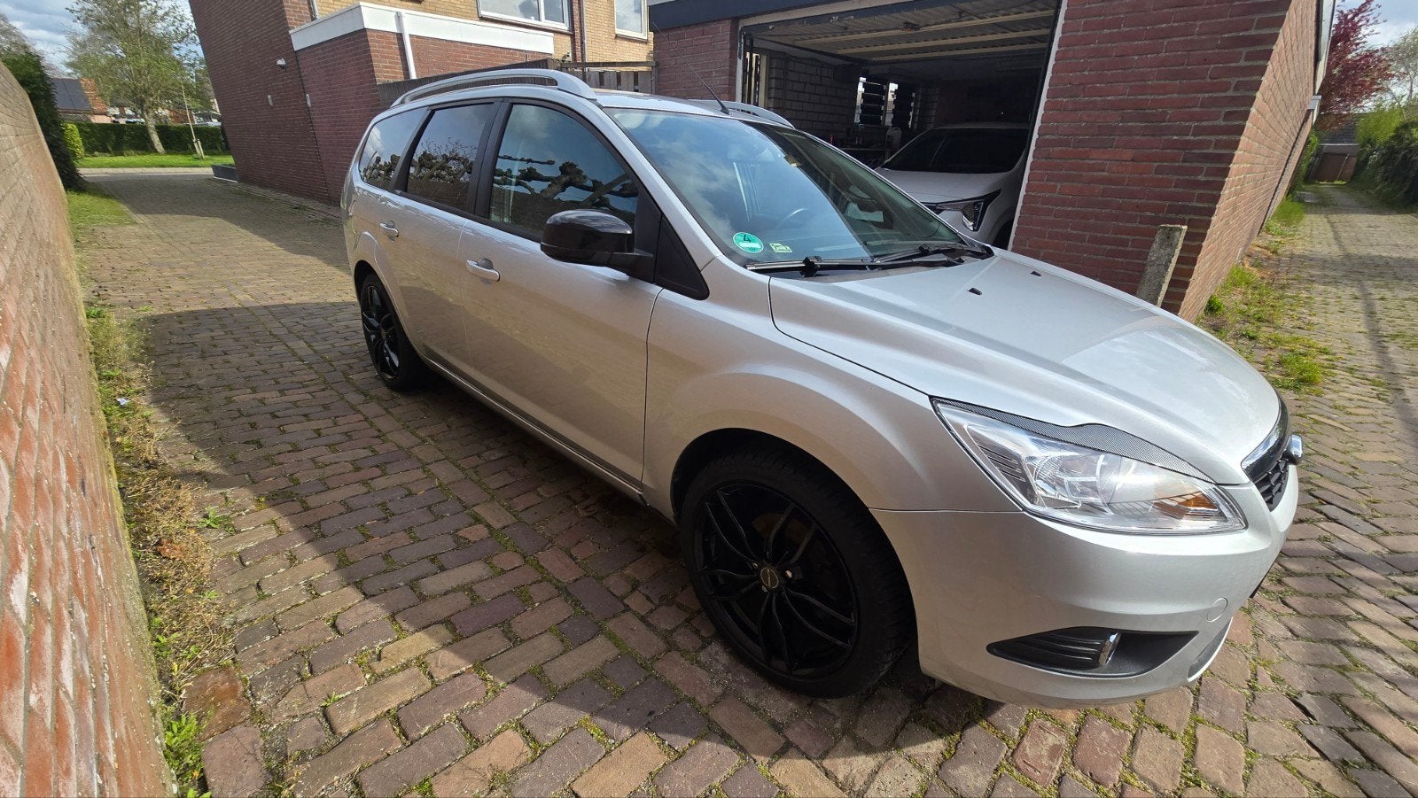Ford 2010 Grijs 153.XXX KM, 1596 cc, Zwart, 635 kg, 100 pk