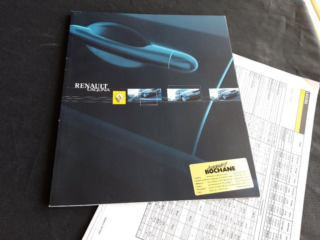 Renault Laguna 2001 - luxe en uitgebreide brochure set NL, Boeken, Ophalen of Verzenden, Zo goed als nieuw, Renault