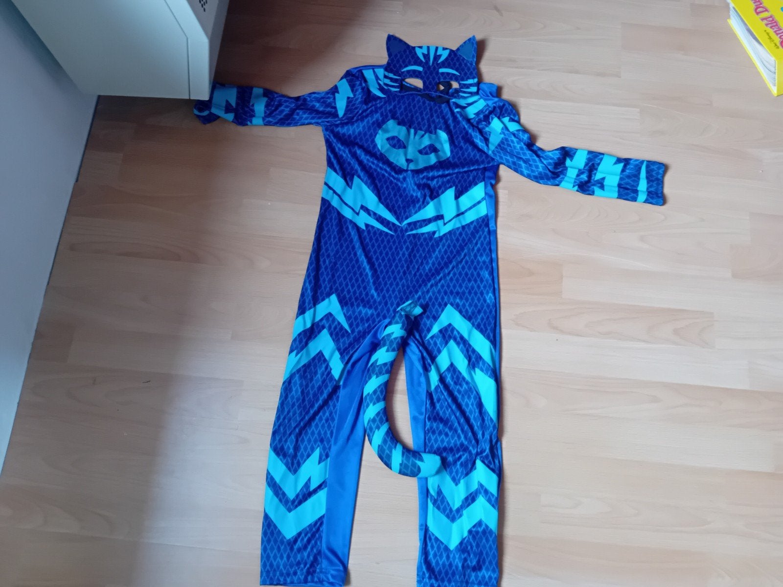 Verkleedkleding: Spiderman, Batman, Catboy & Superman, Kinderen en Baby's, Ophalen of Verzenden, Gebruikt, 122 t/m 128, Jongen of Meisje