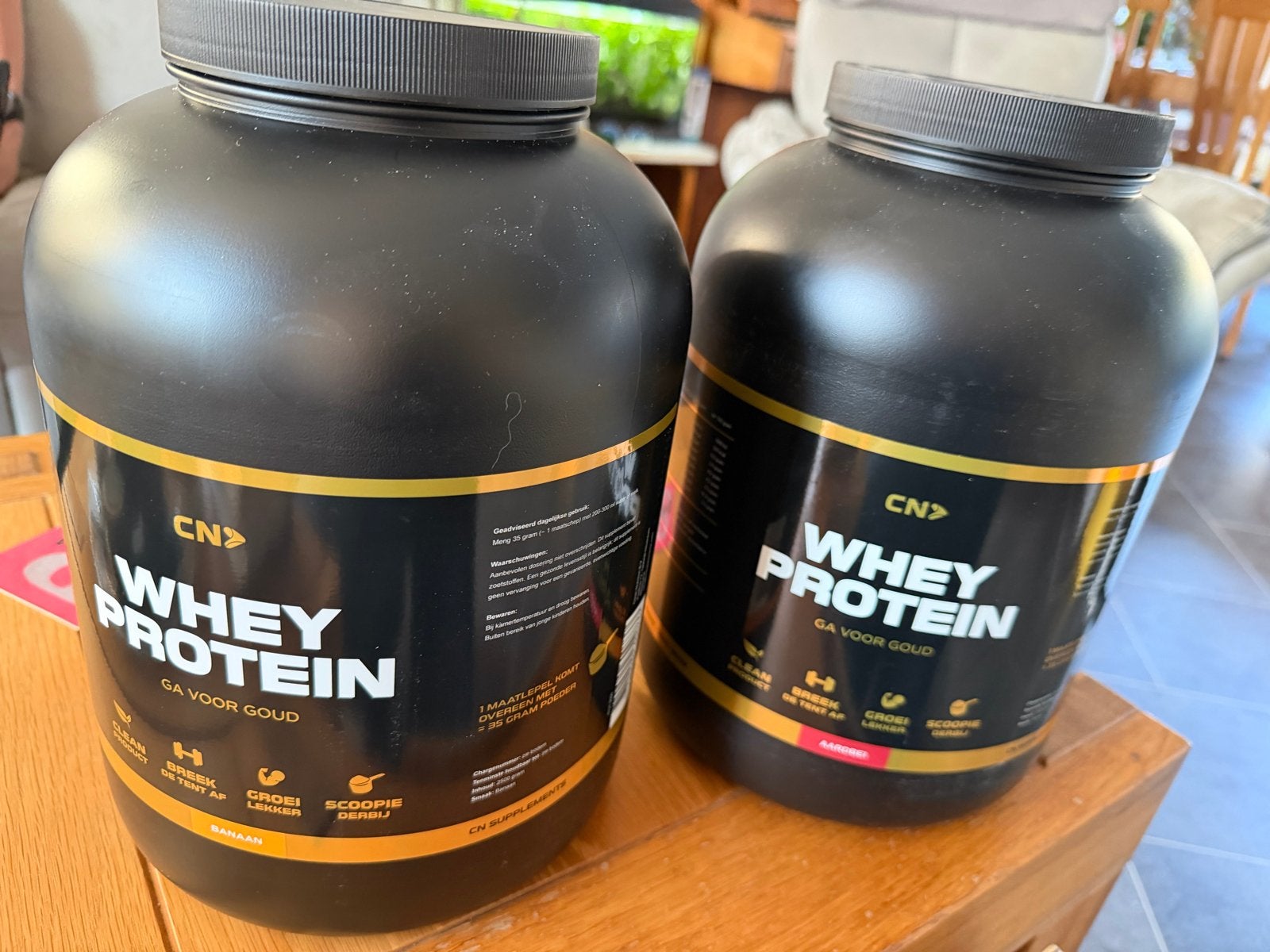 2x Whey Proteïne 2500g - Banaan (deels) & Aardbei - THT 2027, Ophalen of Verzenden, Zo goed als nieuw, Poeder of Drank