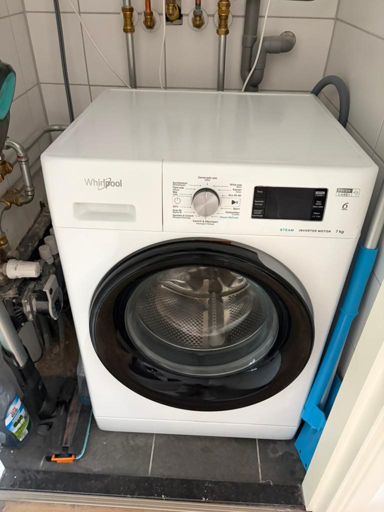 Whirlpool wasmachine, Witgoed en Apparatuur, Wasmachines, Ophalen, 1200 tot 1600 toeren, 85 tot 90 cm