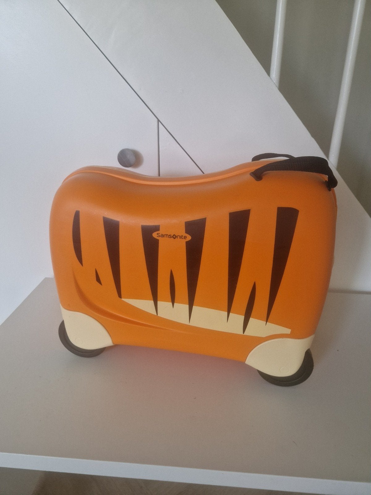 Samsonite kinder reiskoffer tijger - Zo goed als nieuw, Ophalen, Zo goed als nieuw, Hard kunststof, Wieltjes