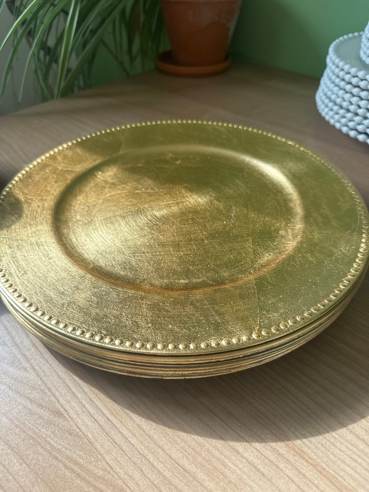 Gouden onderborden - set van 8, Kunststof, Ophalen of Verzenden, Zo goed als nieuw, Bord(en)