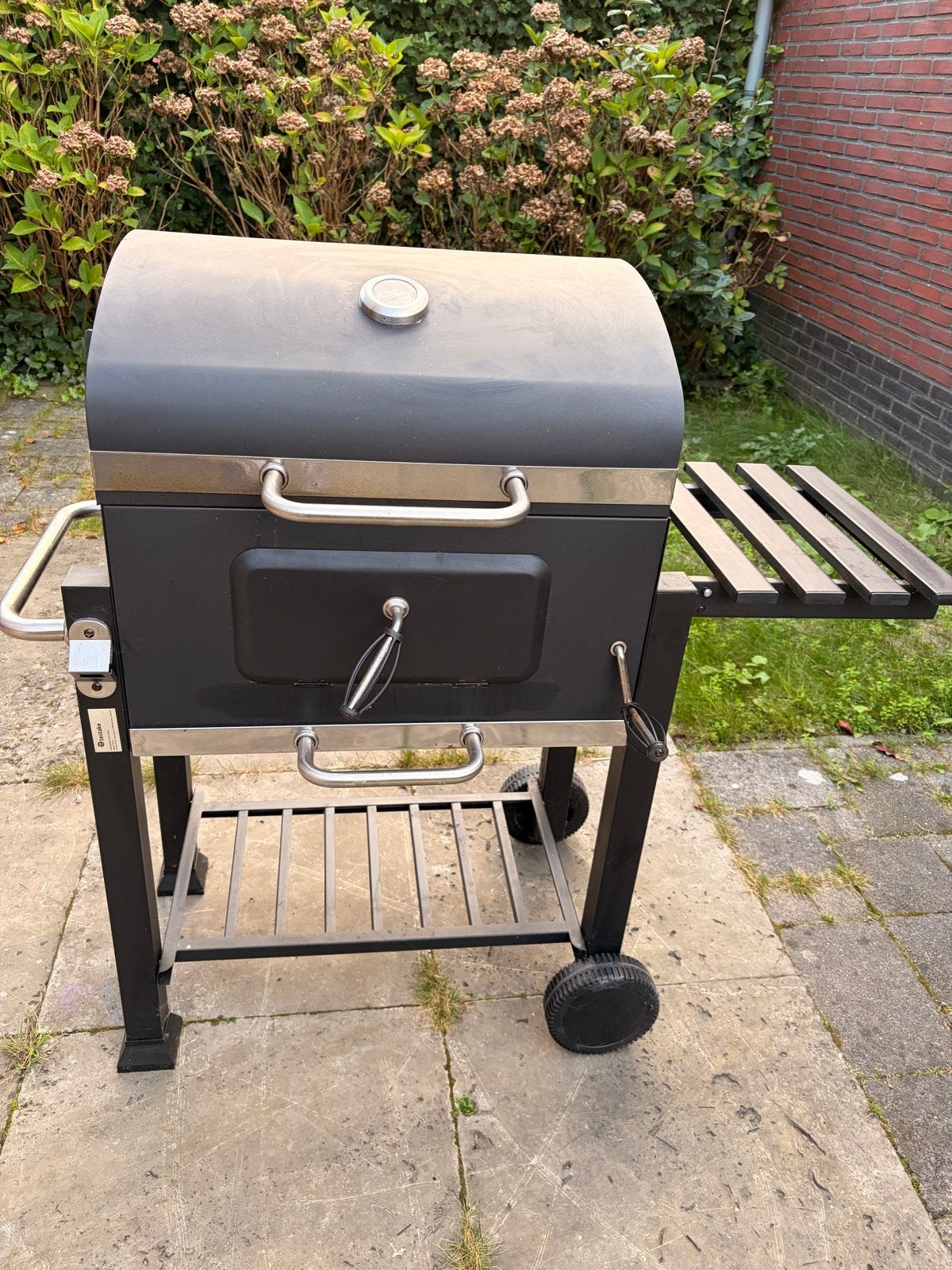 Tectake BBQ Grillwagen - Zo goed als nieuw, Ophalen of Verzenden, Zo goed als nieuw