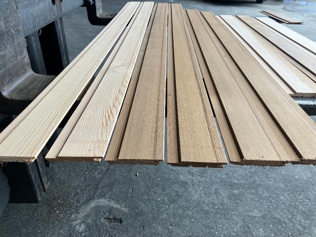 Western Red Cedar–saunaschroot-sponningschroot-11x83mm-€2,31