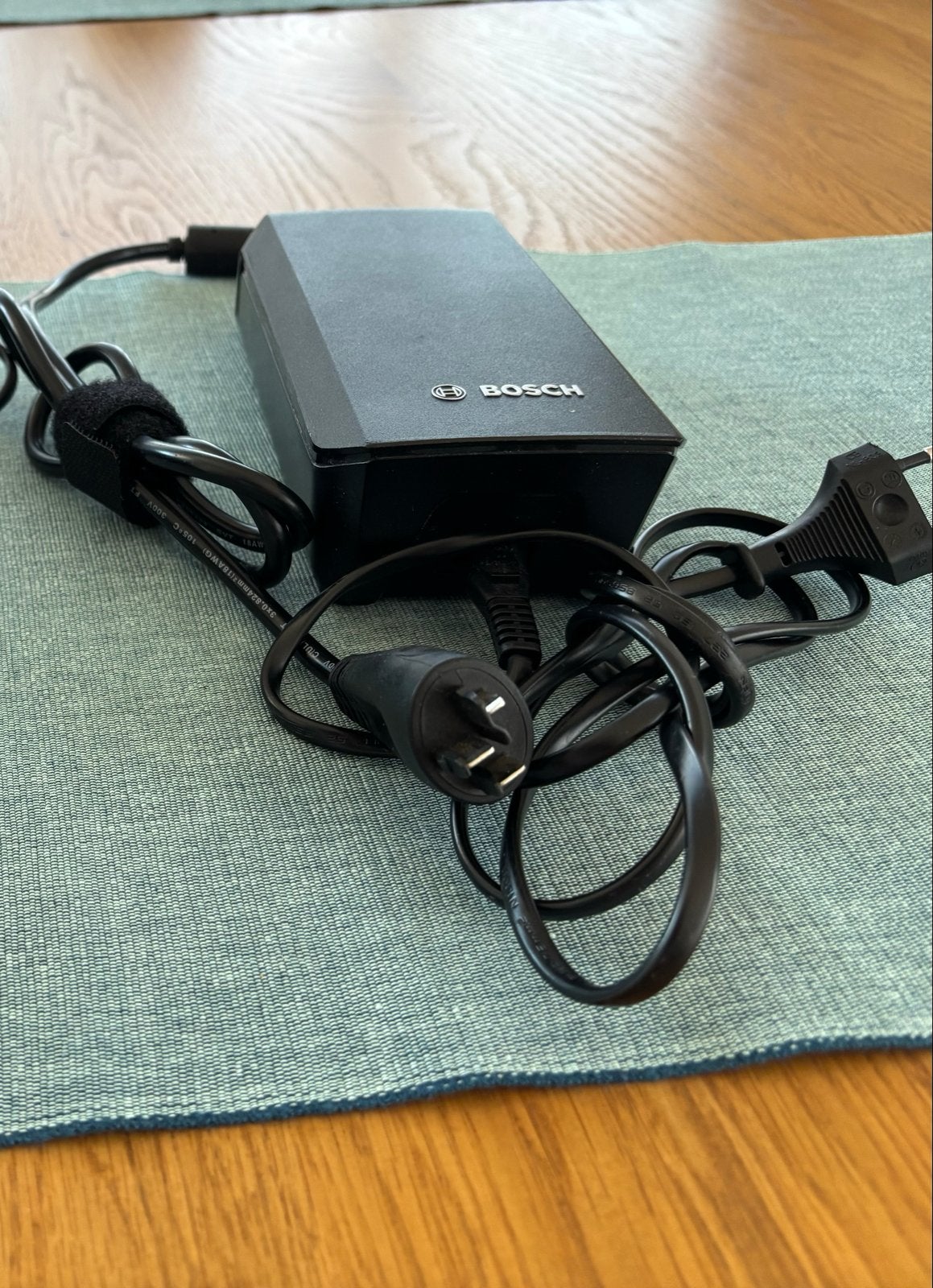 Bosch eBike Acculader 36V-4/230 Standard Charger BCS220, Fietsen en Brommers, Fietsaccessoires | Fietsaccu's, Ophalen, Gebruikt