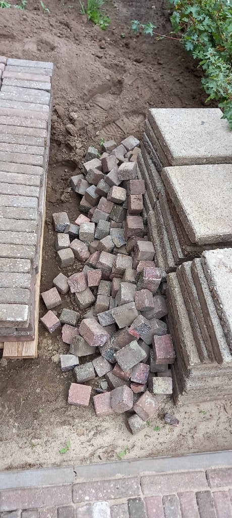 Waaltjes 270 stuk met restjes, Tuin en Terras, Tegels en Klinkers, Ophalen, Gebruikt, Klinkers, Minder dan 5 m²