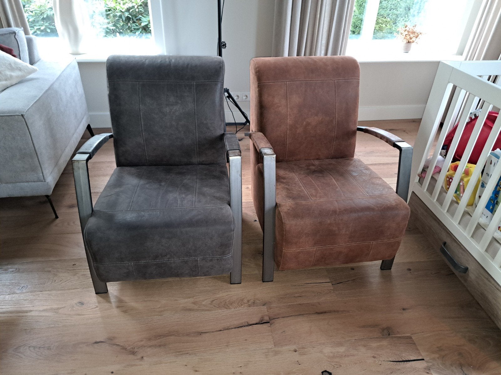 2 leuke stoelen, Ophalen, Gebruikt, 50 tot 75 cm