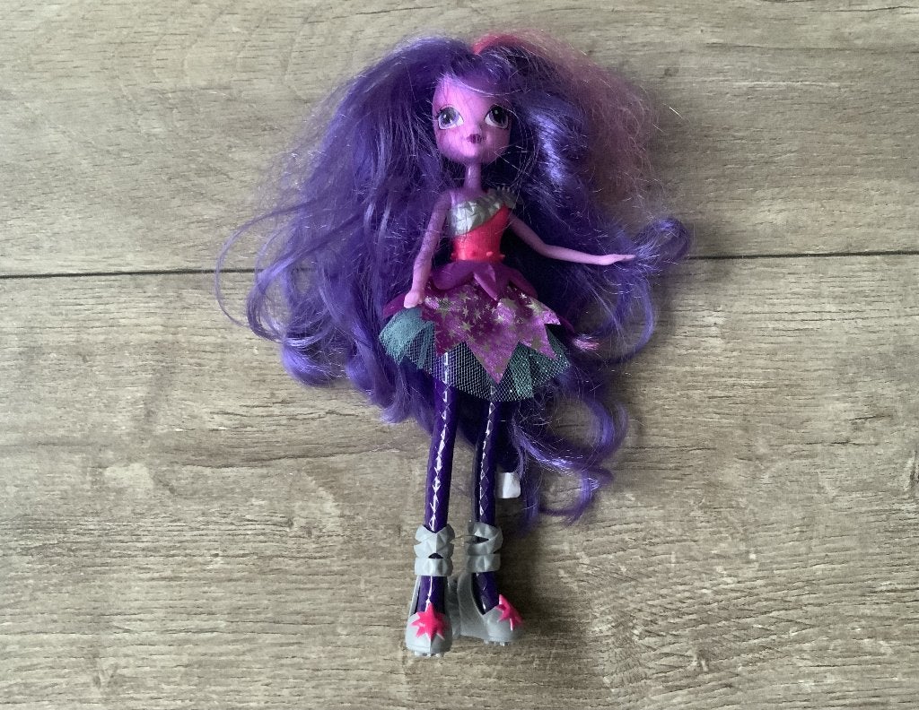 My Little Pony Equestria Girls Rainbow Rocks Rarity 2013, Kinderen en Baby's, Ophalen of Verzenden, Zo goed als nieuw