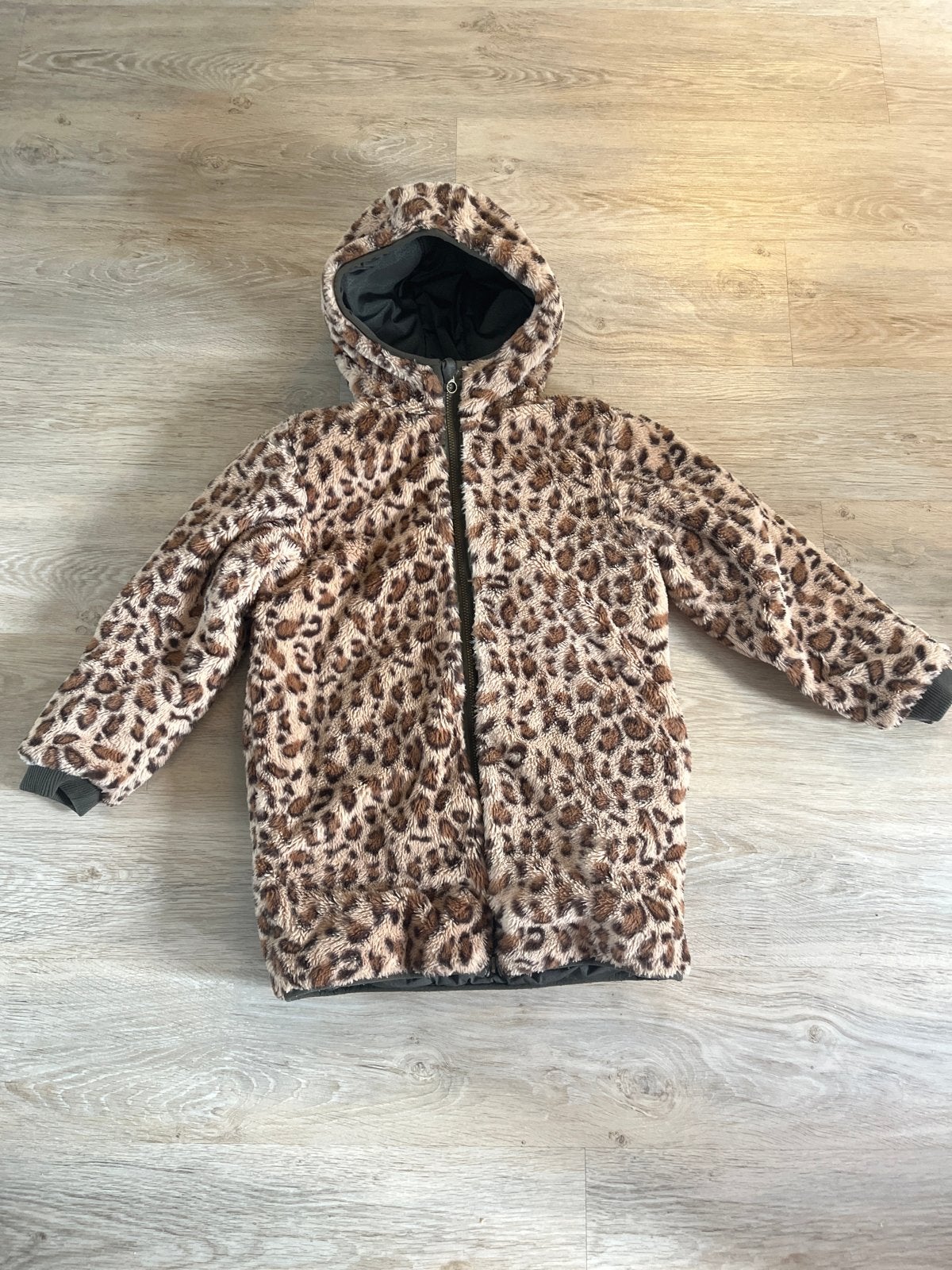Winterjas omkeerbaar We fashion 146/152, Ophalen of Verzenden, Gebruikt, Meisje