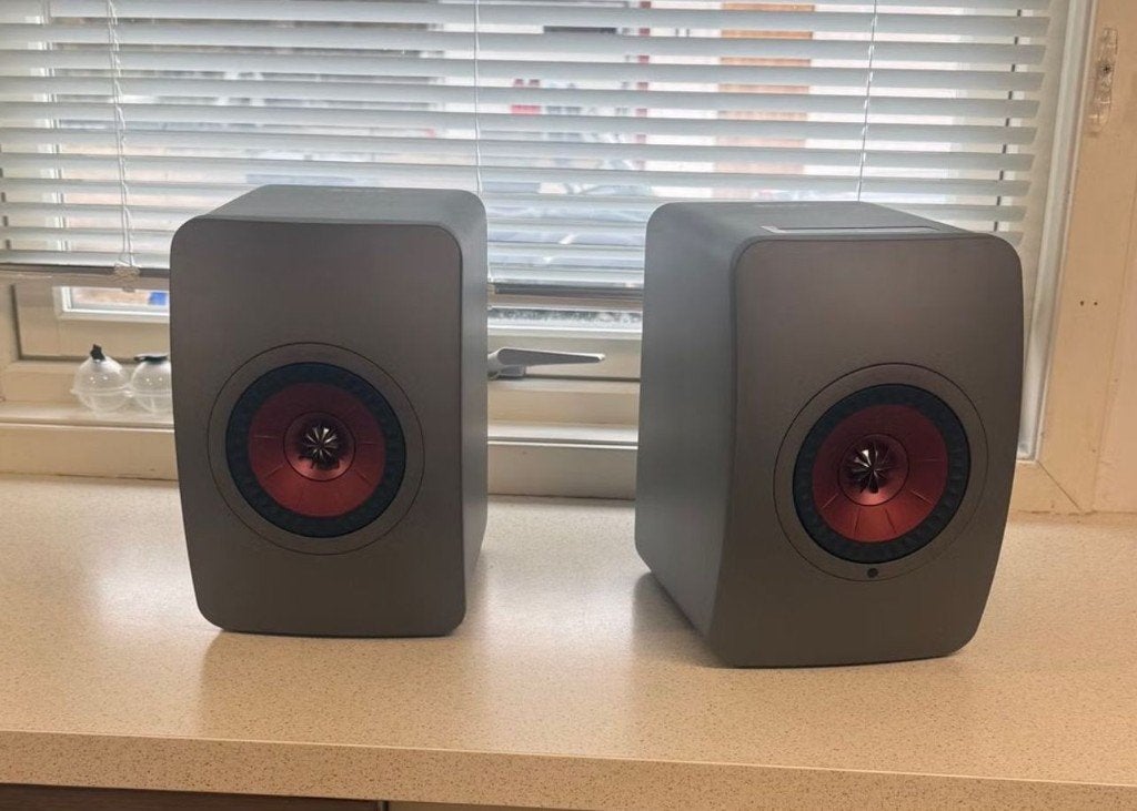 KEF LS50 Wireless II Titanium Grey