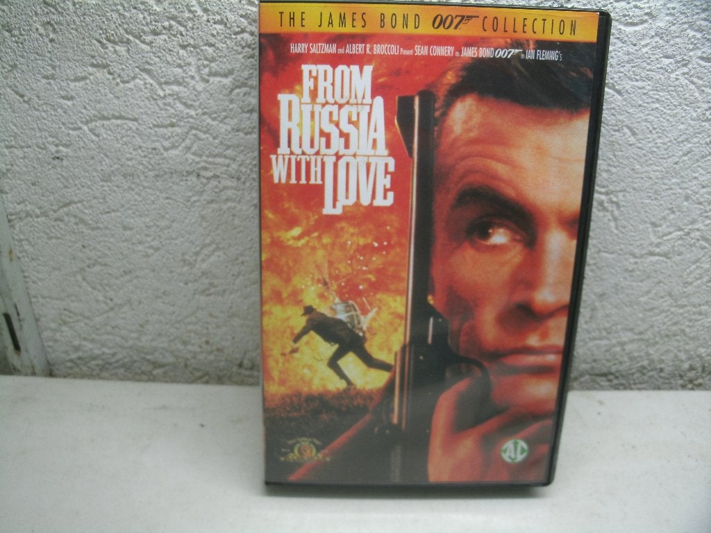 vhs 247b from russia with love, Alle leeftijden, Ophalen of Verzenden, Zo goed als nieuw, Actie en Avontuur