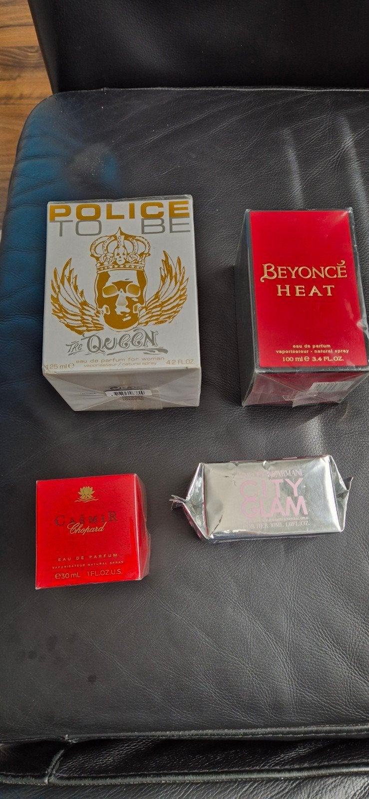 Diverse dames parfum, Ophalen
