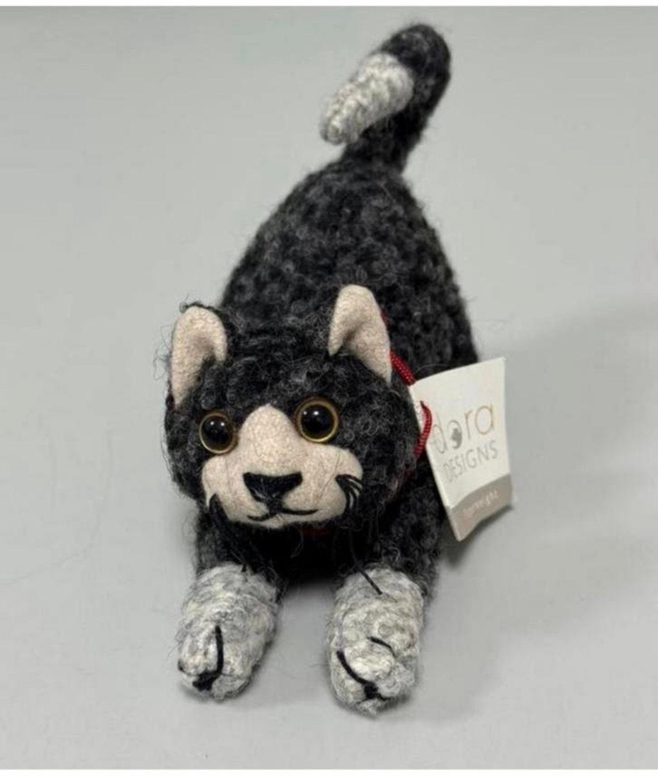Dora Designs - Kat cat poes Paperweight faux leer suedette, Ophalen of Verzenden, Nieuw, Dier