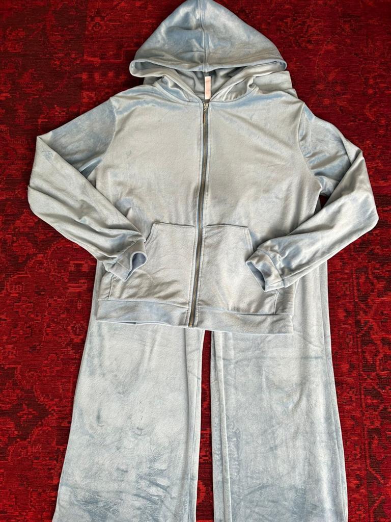 Zachtblauw velours trainingspak  Hunkemöller- Maat S, Kleding | Dames, Huispakken, Blauw, Ophalen of Verzenden, Zo goed als nieuw