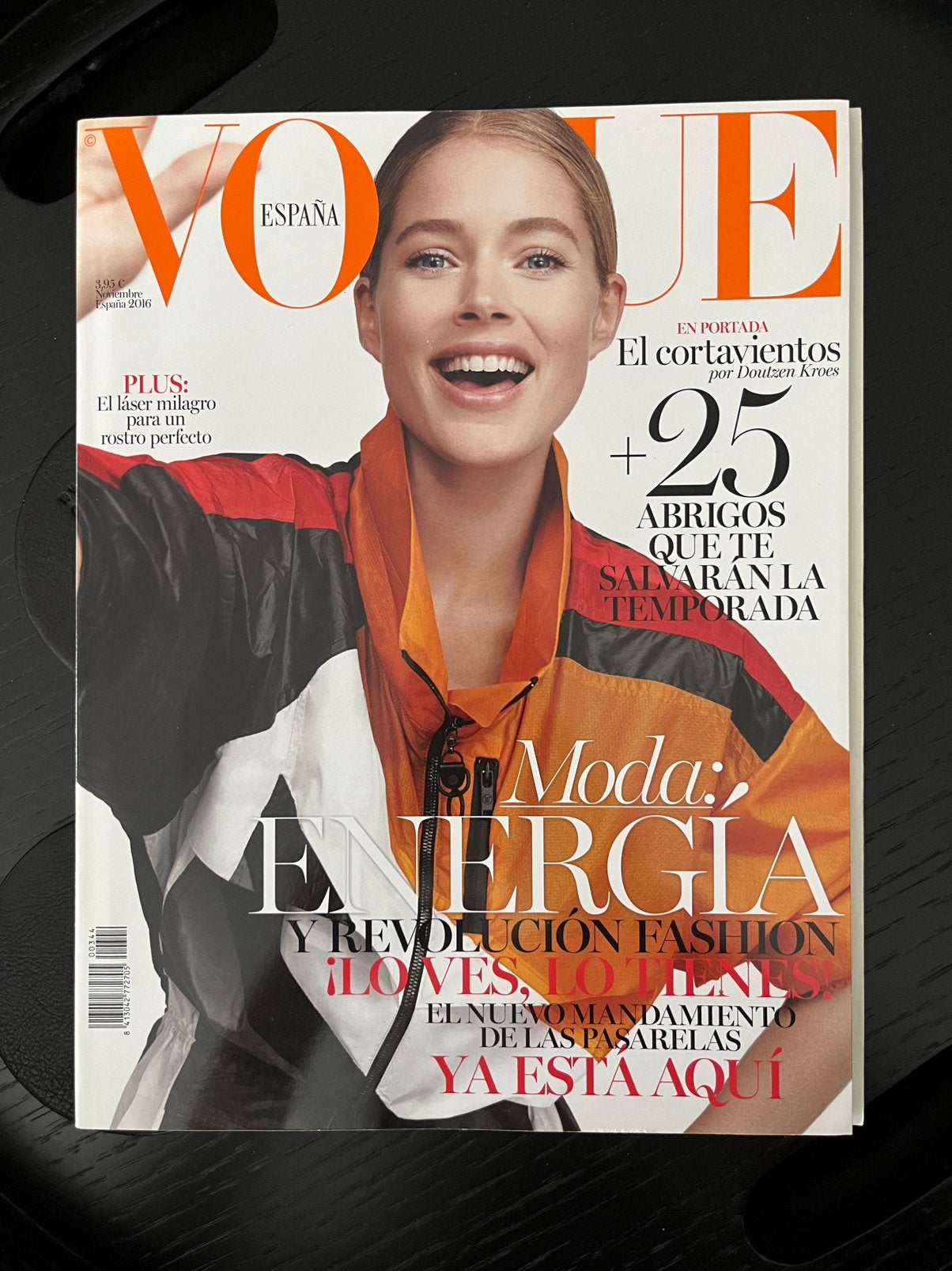 Vogue Doutzen Kroes ES Spain 2016 Rare Collectors, Verzamelen, Ophalen of Verzenden, 1980 tot heden, Tijdschrift