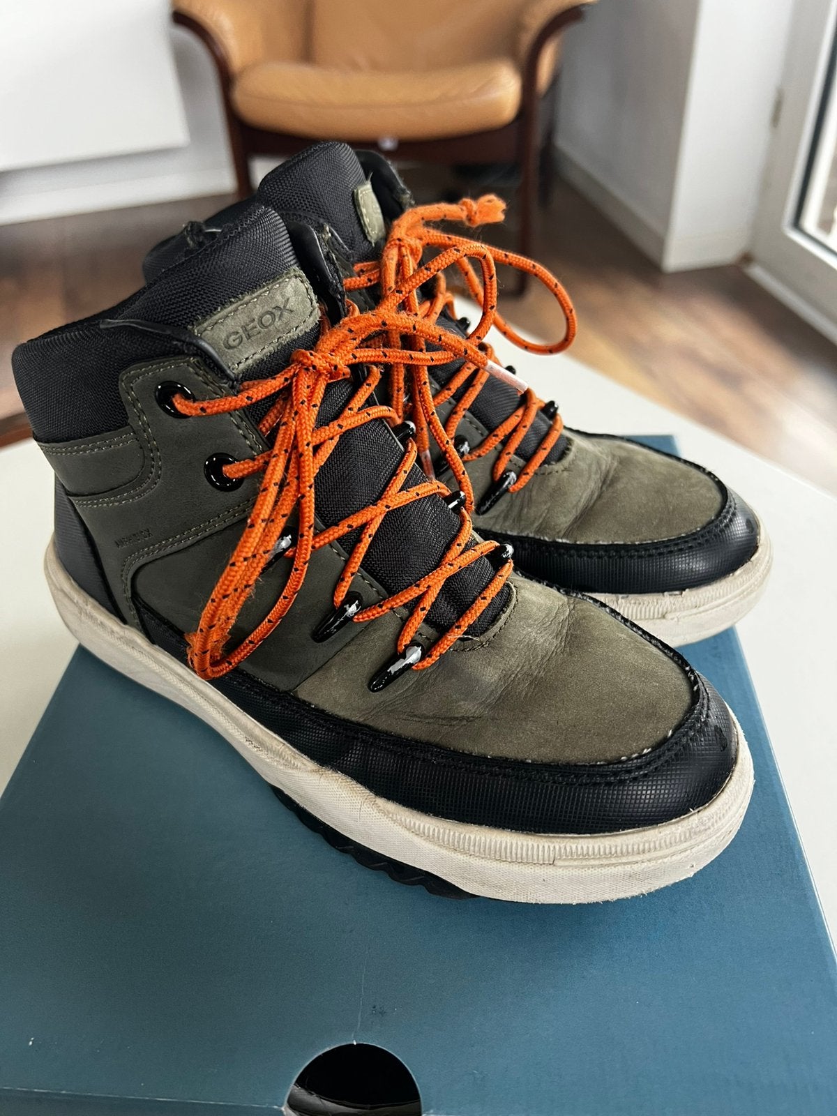 Geox schoenen, Schoenen, Ophalen of Verzenden, Zo goed als nieuw, Jongen