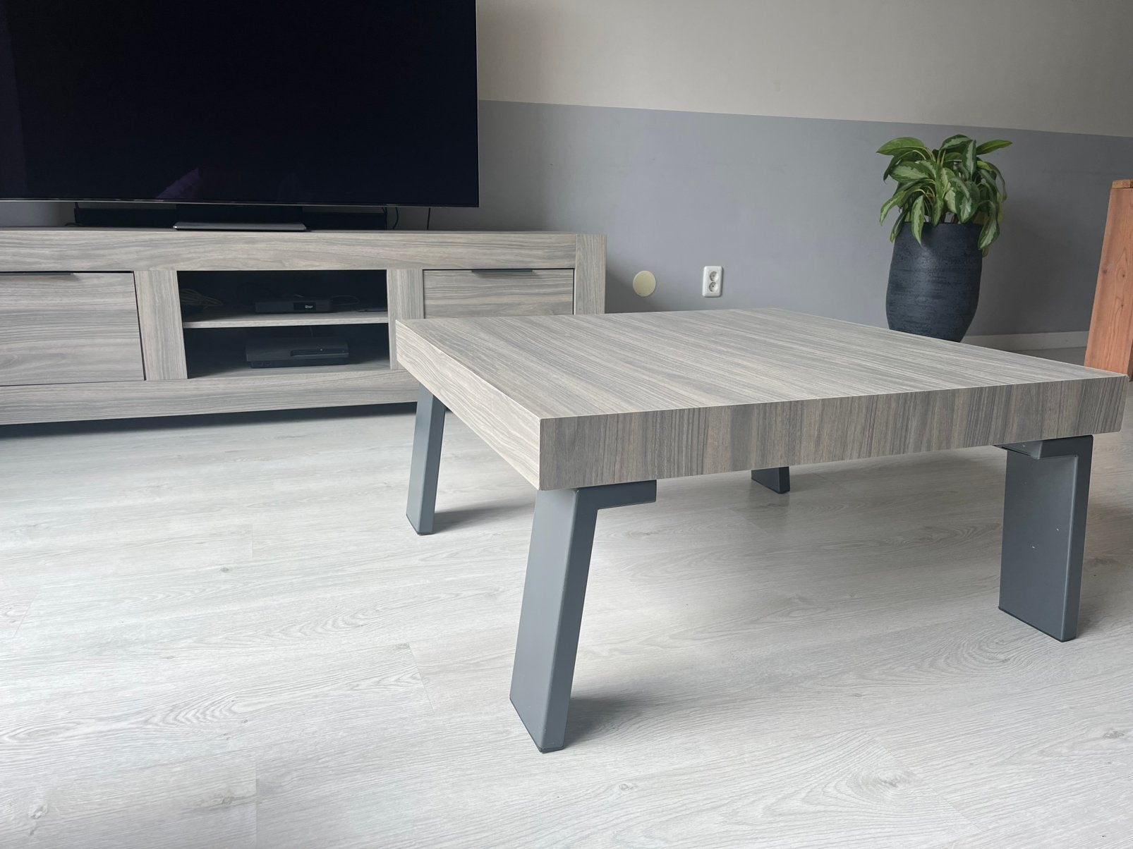 Tv meubel + salontafel, Ophalen