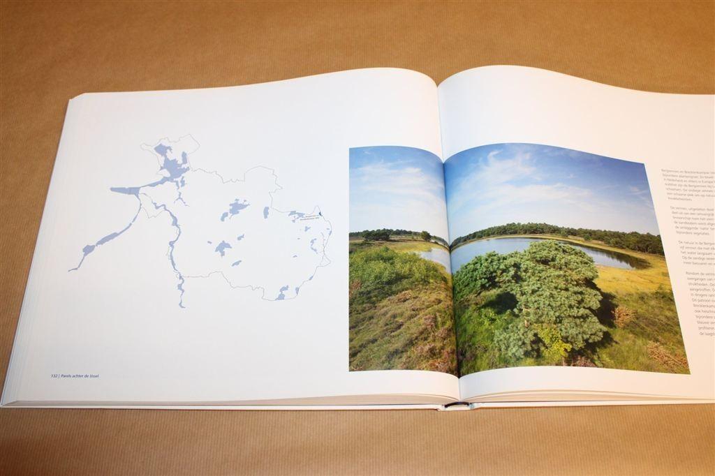 Parels achter de IJssel — Natura 2000 [Beperkte Oplage], Ophalen of Verzenden, Zo goed als nieuw