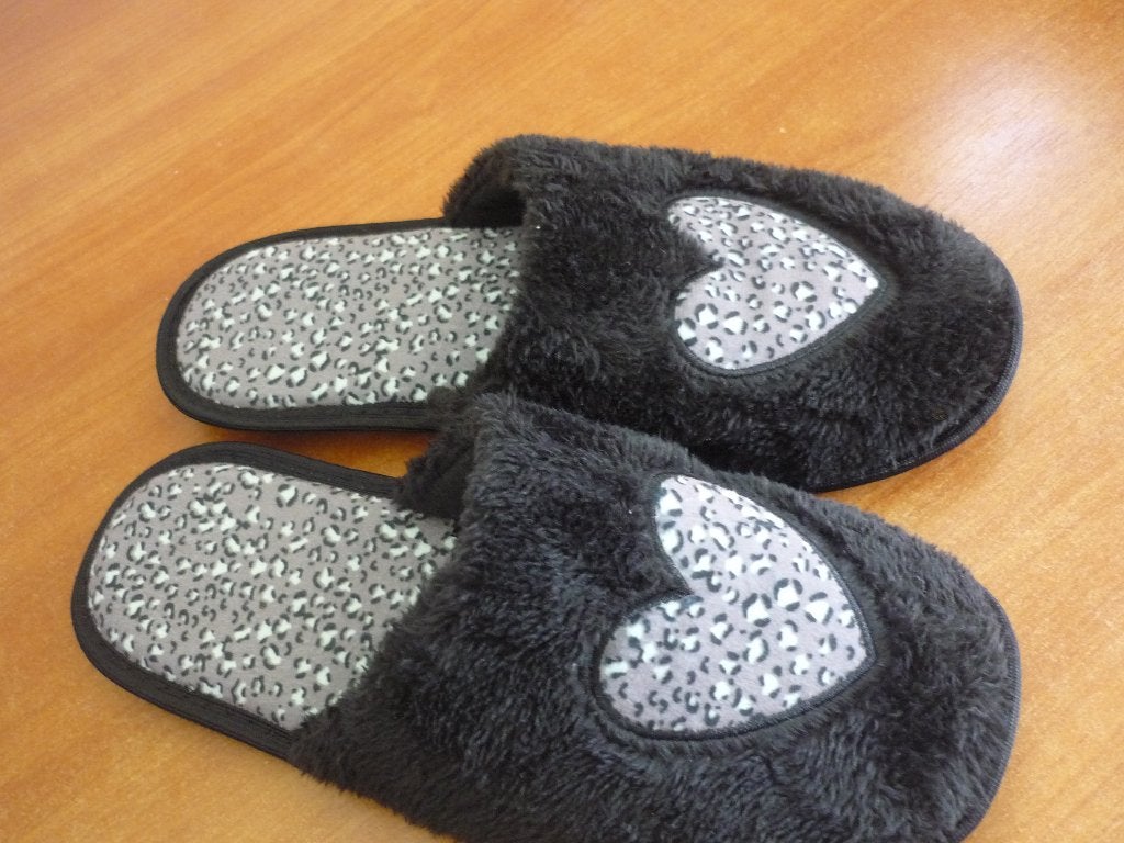 nieuwe  pantoffels, Ophalen of Verzenden, Nieuw, Pantoffels of Sloffen