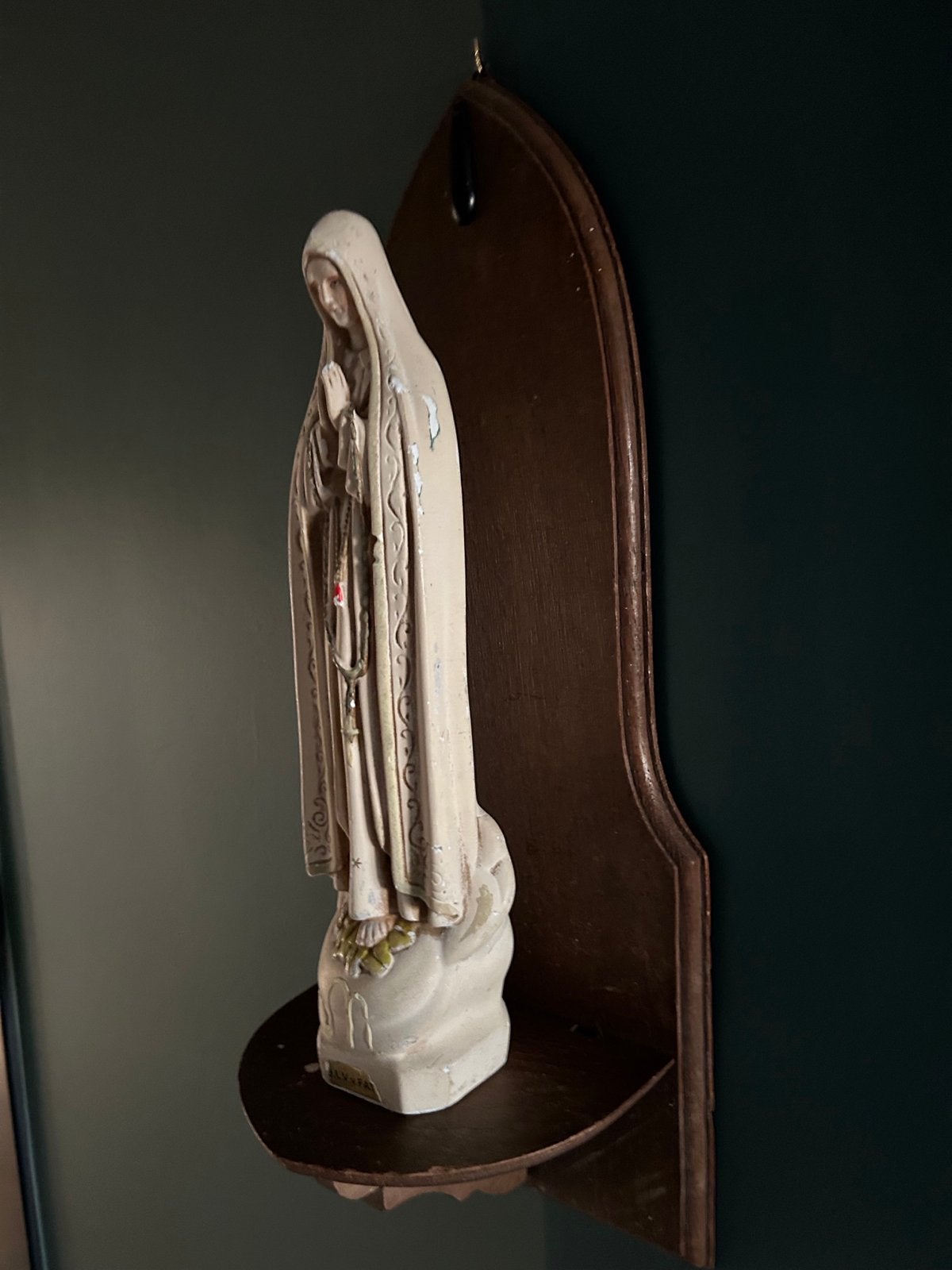 Vintage Mariabeeld op houten wandplank - Fatima, Ophalen of Verzenden
