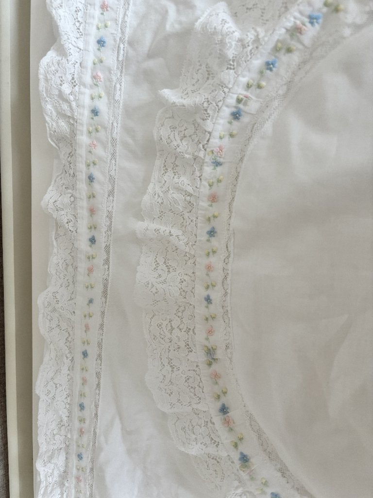 Geborduurde babylakens en sloopjes.Vintage jaren 60, Antiek en Kunst, Ophalen of Verzenden