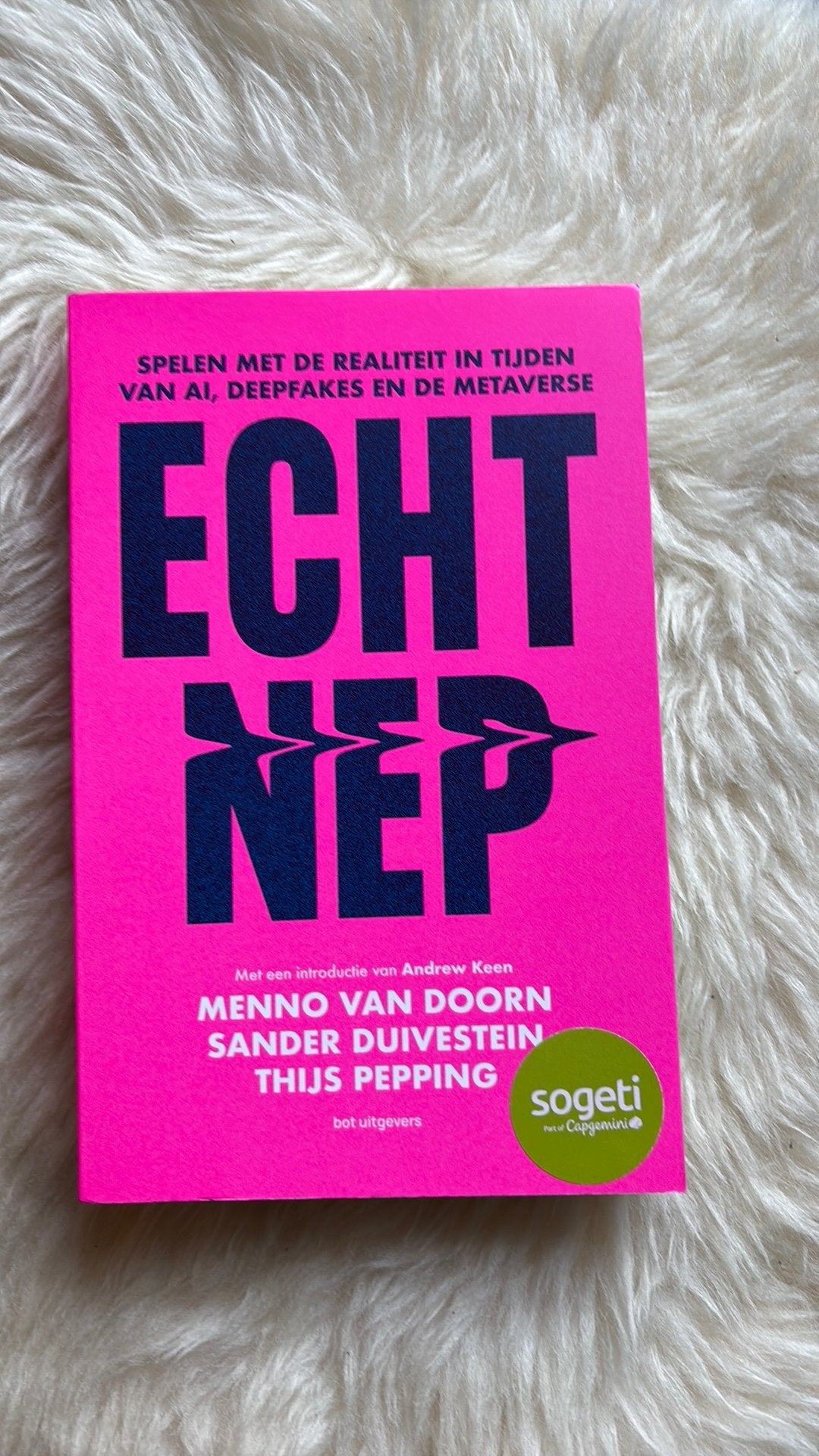 NEW | Menno Van Doorn - Echt nep, Menno Van Doorn; Thijs Pepping; Sander Duivestein, Nieuw, Ophalen of Verzenden, Wereld