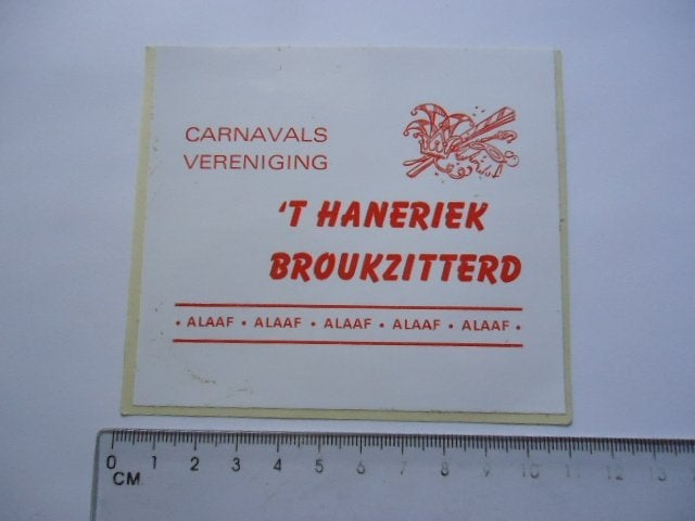 sticker oud Carnaval t Haneriek Broukzitterd sittard geleen, Verzenden, Zo goed als nieuw, Bedrijf of Vereniging