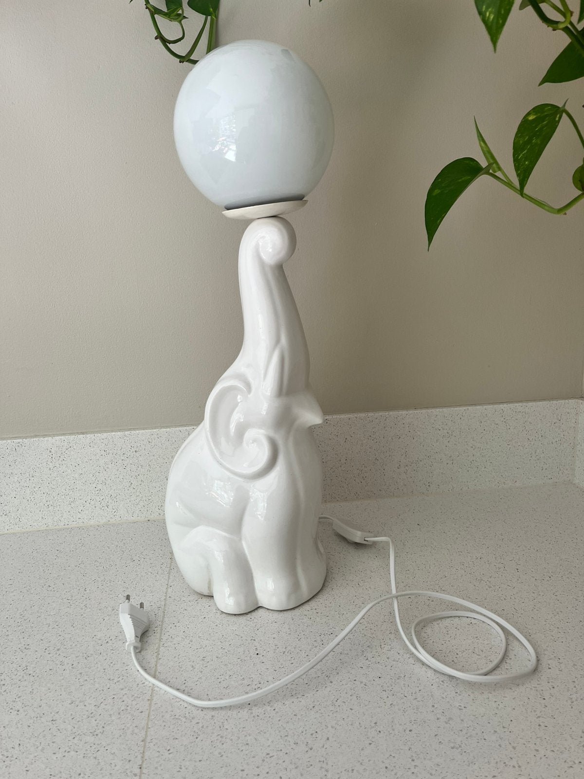 Lamp olifant | keramiek | retro | vintage, Ophalen, Gebruikt, Overige materialen
