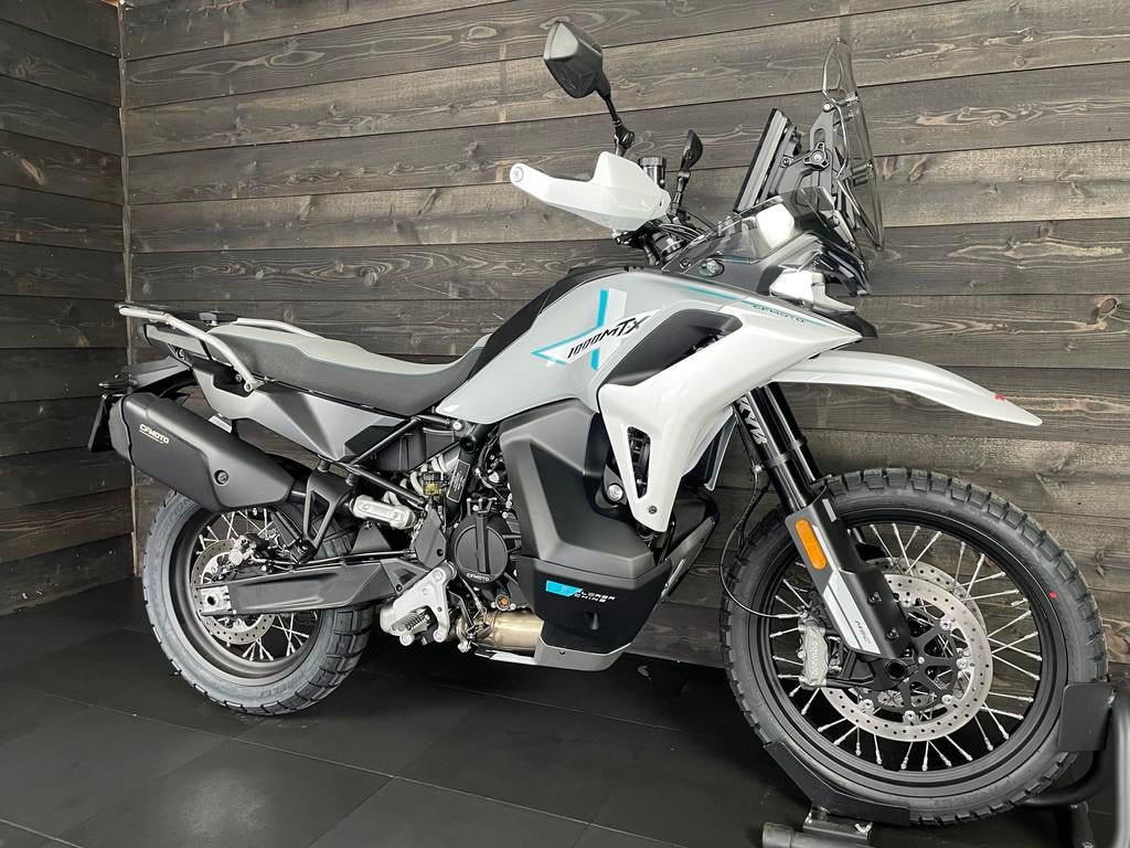 CFMOTO 1000MT-X DEMO AEROLITE GREY (bj 2026), Motoren, Motoren | CFMOTO, Bedrijf, Toermotor, Meer dan 35 kW, 1000 cc