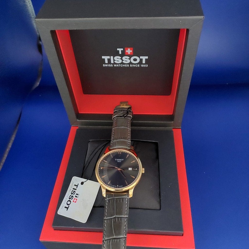 Tissot Tradition Gent T063.610.36.086.00 –  NEW Discontinued, Sieraden, Tassen en Uiterlijk, Overige merken, Leer, Staal, Polshorloge