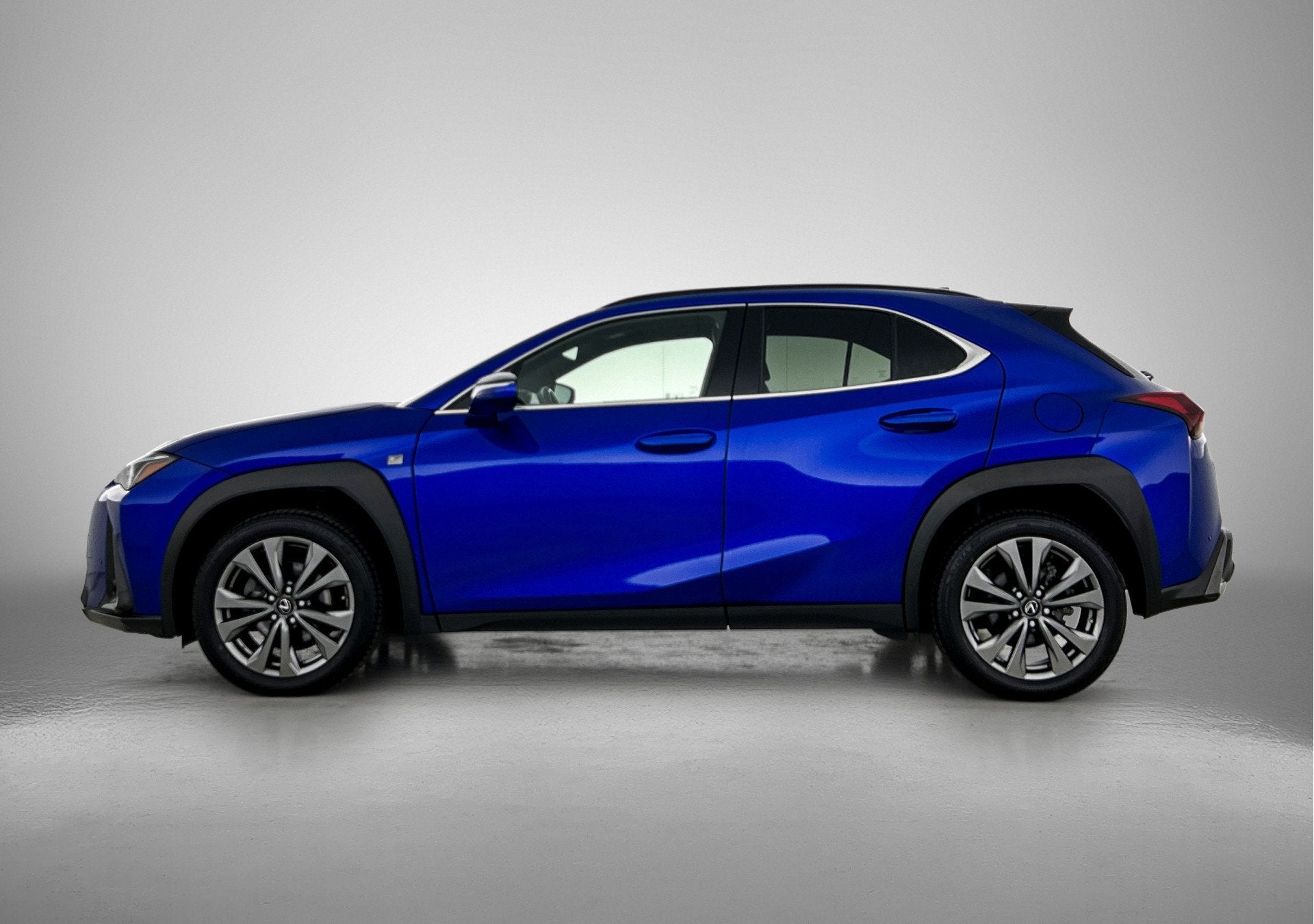 Lexus UX 250h F Sport Line | Apple Carplay / Android Auto (N, 12 maanden, Gebruikt, 4 cilinders, Blauw