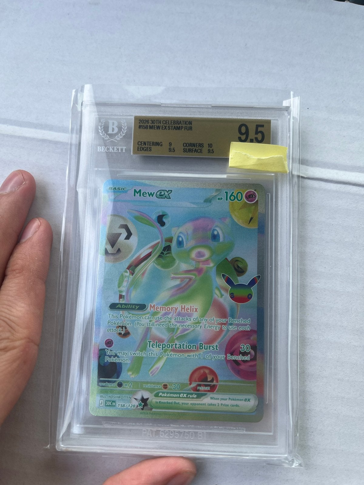 Mew EX 158/128 Pokémon kaart BGS 9.5 Gem Mint, Ophalen of Verzenden, Zo goed als nieuw, Losse kaart