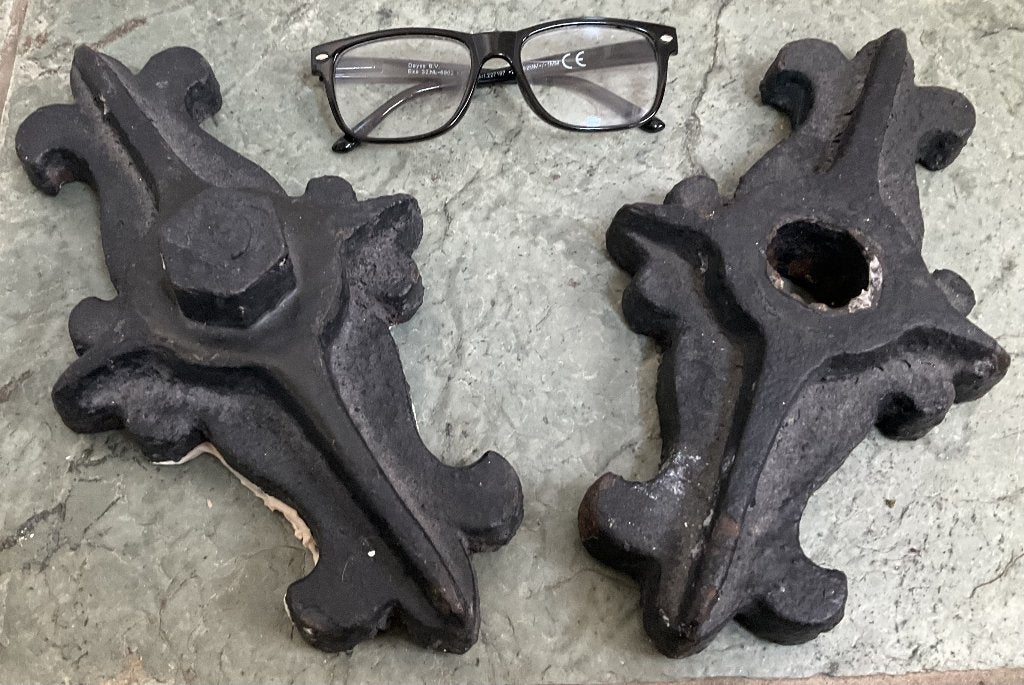 2 Gietijzeren MUURANKERS - Vintage, Antiek en Kunst, Ophalen
