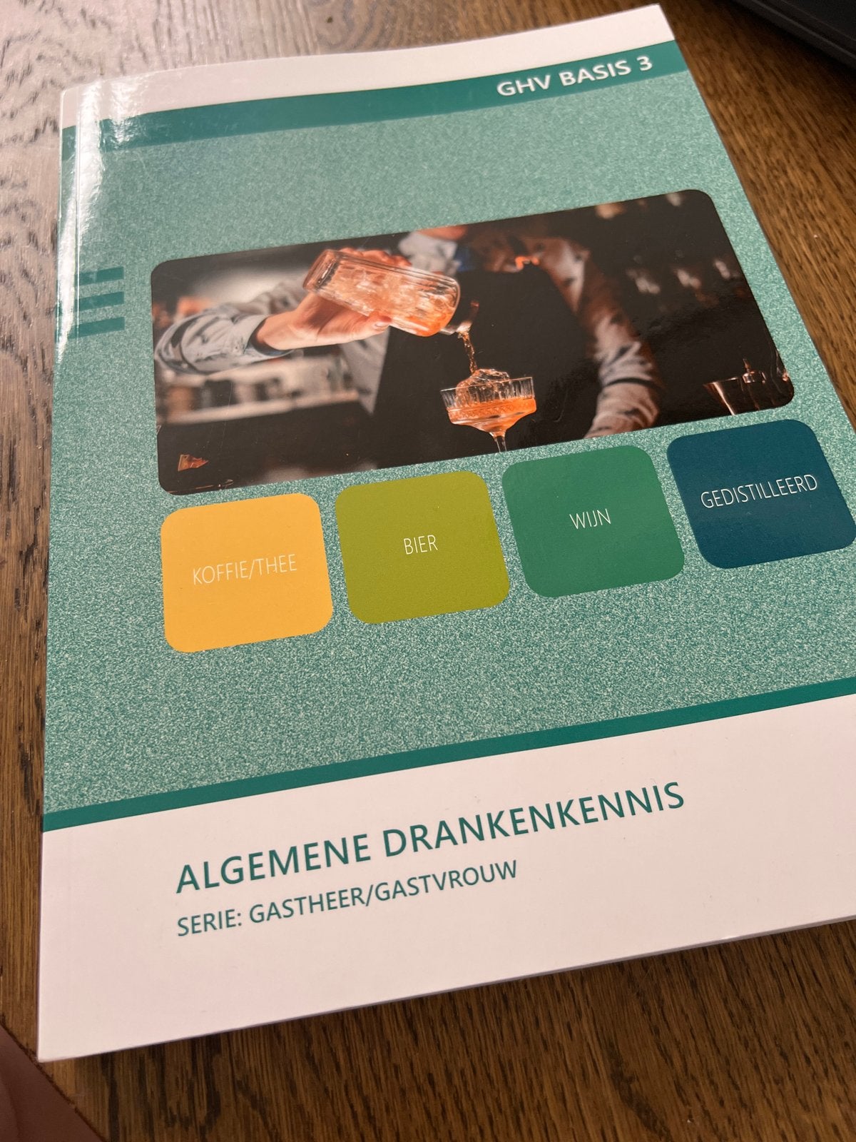 GHV Basis 3 - Algemene Drankenkennis (Horecaopleiding), Ophalen of Verzenden, Zo goed als nieuw, MBO