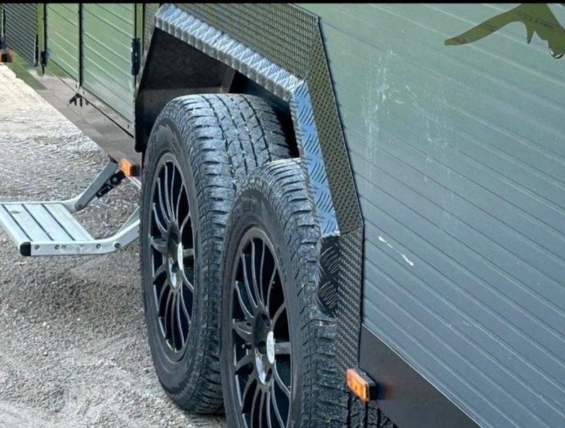 Foto 11 van Unieke RAW Adventure Caravan | Dubbelasser  Off-Grid
