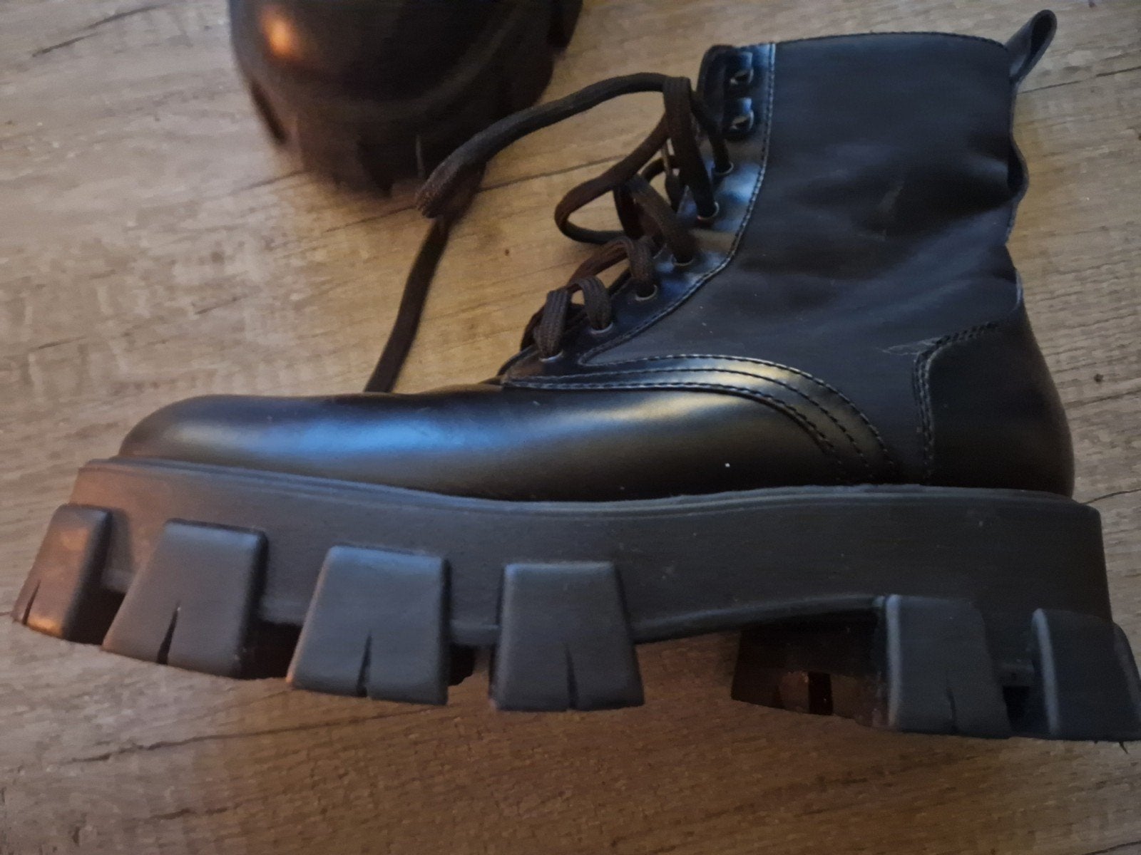 Prada Monolith Combat Boots Zwart Maat 39.5, Kleding | Dames, Prada, Zwart, Lage of Enkellaarzen, Ophalen of Verzenden