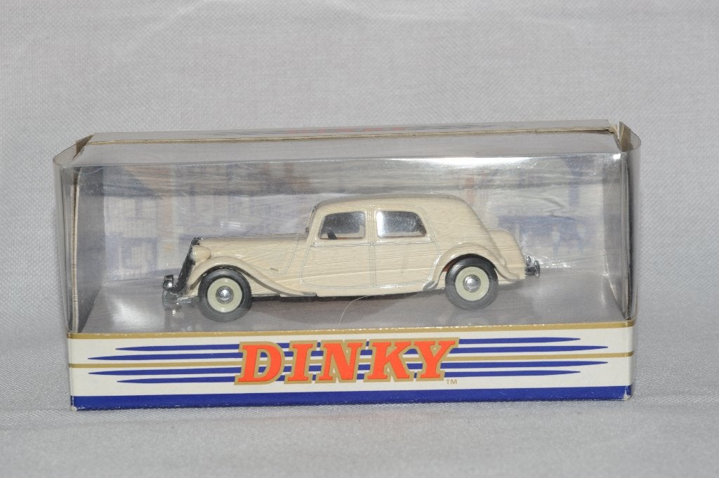 Dinky Coll Citroen 15 cv 6 cyl  1952 no dy22b, Ophalen of Verzenden, Zo goed als nieuw, Auto, Dinky Toys